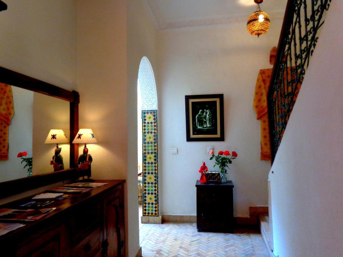 Riad Sesame Marrakesh Bagian luar foto